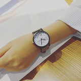 Fashion Lovers' Leather Band Quartz Watch 2017 Fashion Women High Quality Creative Wave Quartz Wristwatch montre femme